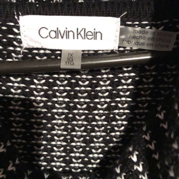 Calvin Klein Sweater   - Picture 5 of 5